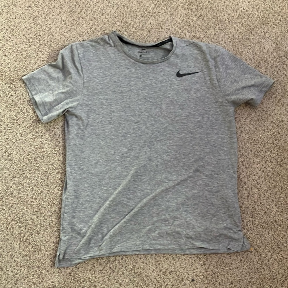 Nike Gray Short Sleeve Tee Classic Crew Neck